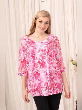 Miss Nikky Double-Layer 3/4 Sleeve Top